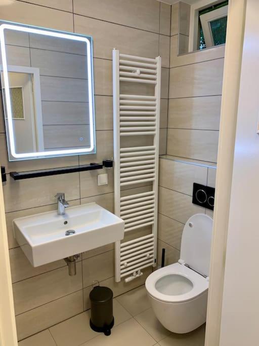 Sluwe Vos: Ontspannen In Het Bos! Holiday home *