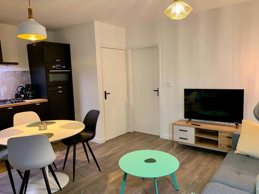 Holiday home Sluwe Vos: Ontspannen In Het Bos! Otterlo
